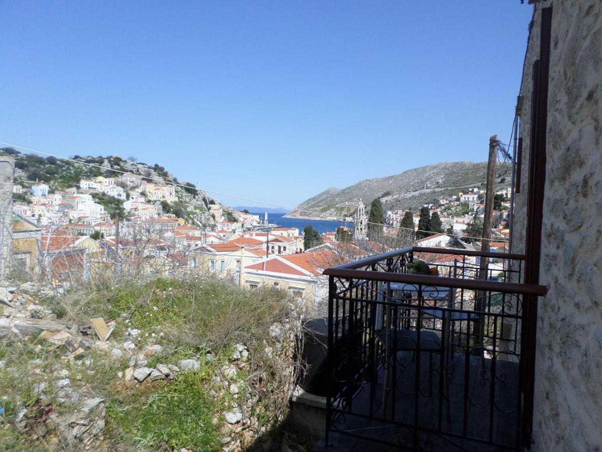 Grandma'S House Lägenhet Symi Exteriör bild